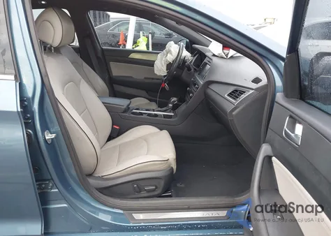 2015 Hyundai Sonata Sport 2.0T from USA, damaged, VIN 5NPE34AB8FH061273